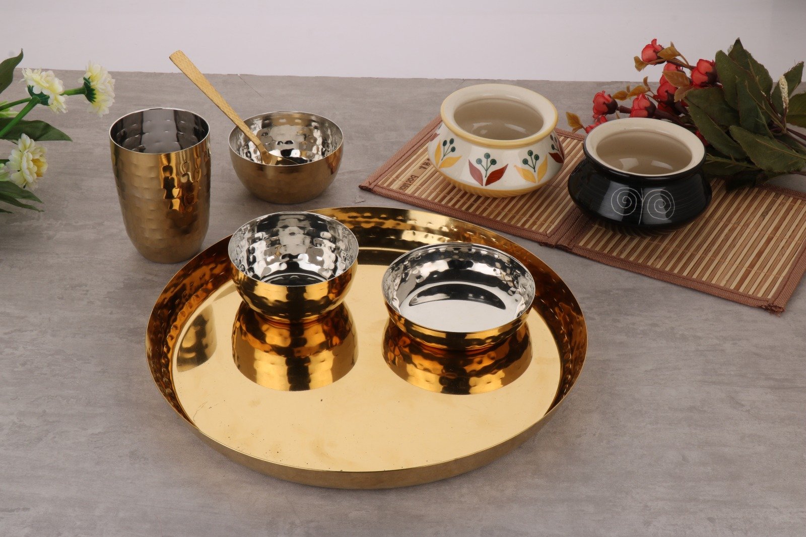 PVD COATED DINE SET ROUND